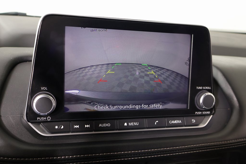 Used 2024 Nissan Rogue SV image 6