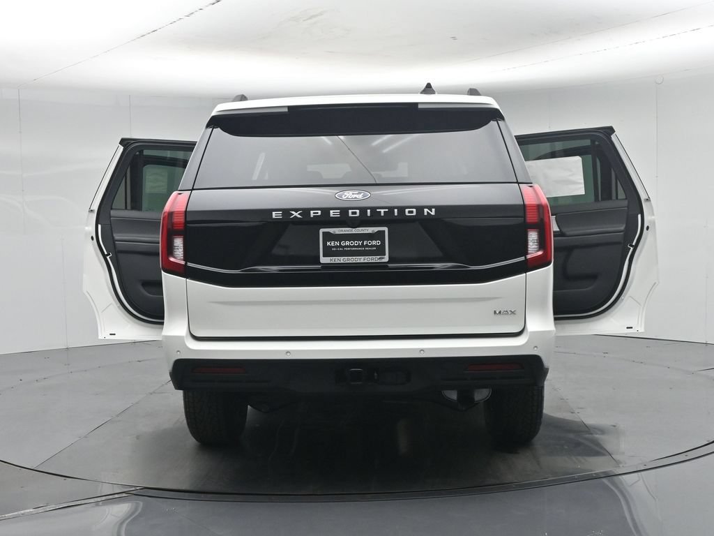New 2027 Ford Expedition Max Active RWD image 35