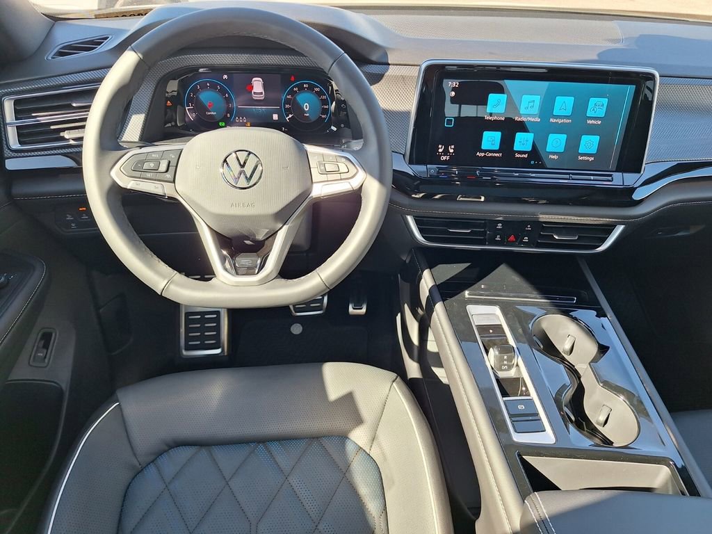New 2026 Volkswagen Atlas Cross Sport SEL Premium R-Line image 9