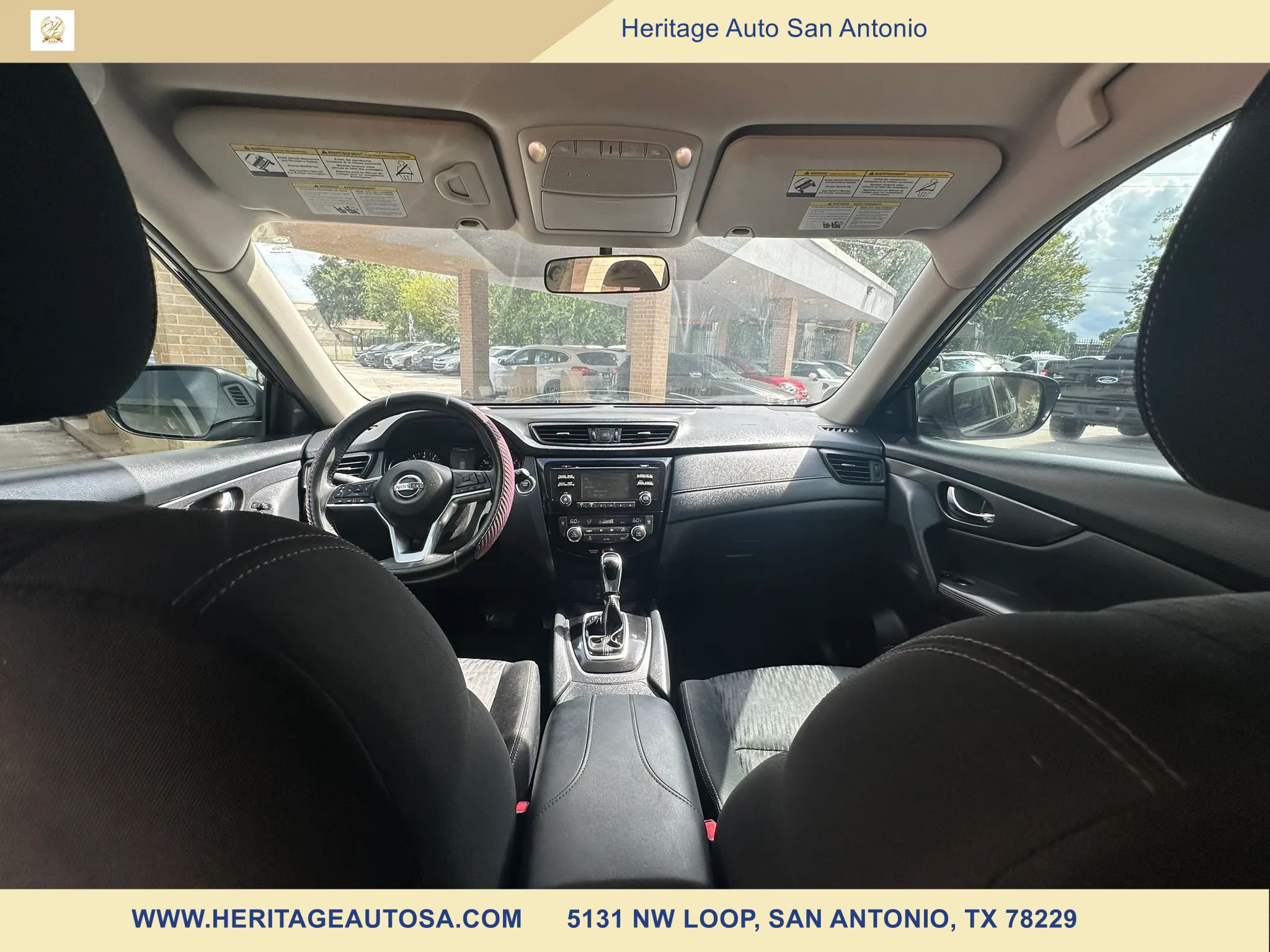 Used 2017 Nissan Rogue SV FWD image 11