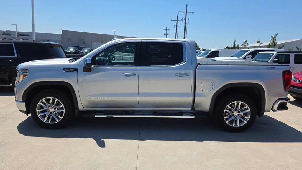 Used 2019 GMC Sierra 1500 SLT w/ SLT Premium Plus Package AWD/4WD image 2