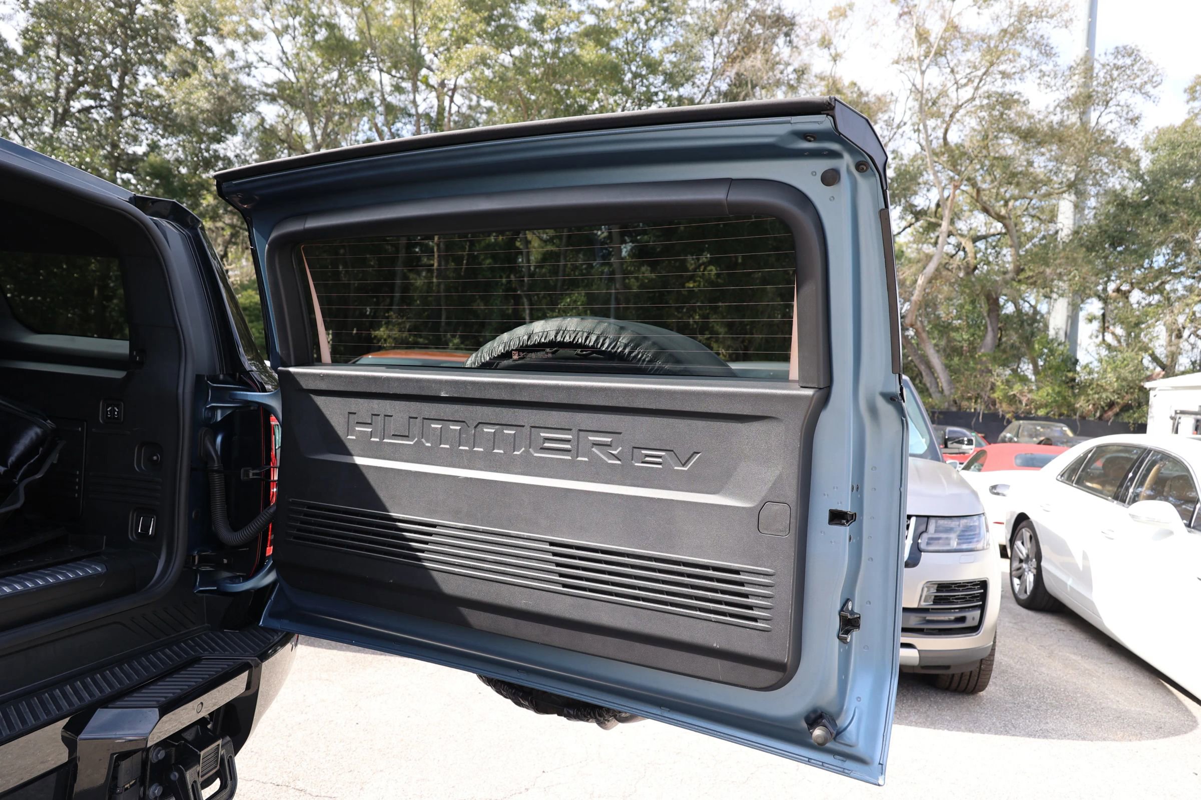 Used 2024 GMC Hummer EV 3X w/ Omega Edition AWD/4WD image 41