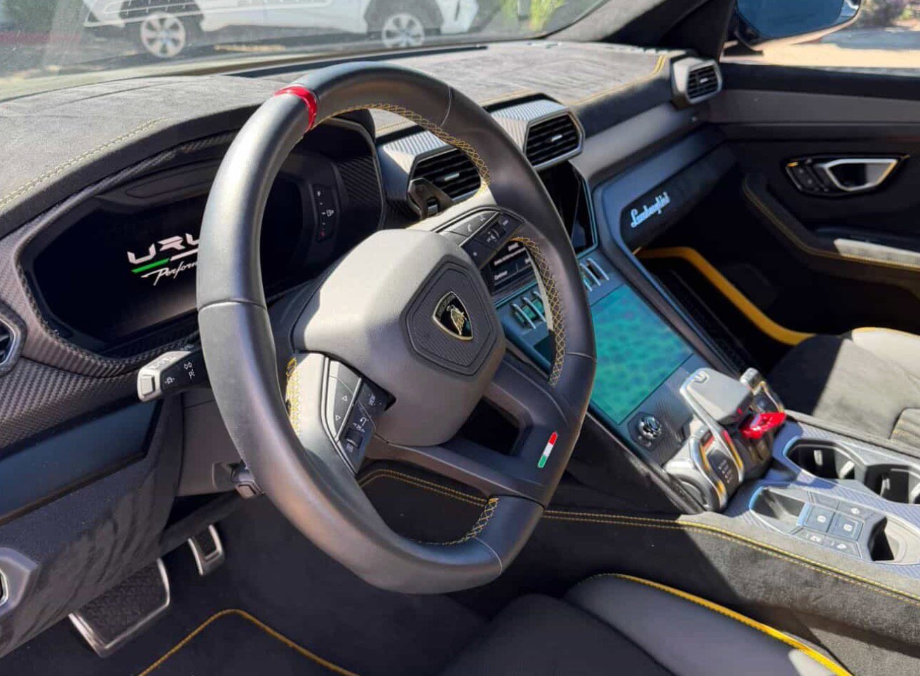 Used 2023 Lamborghini Urus Performante image 26