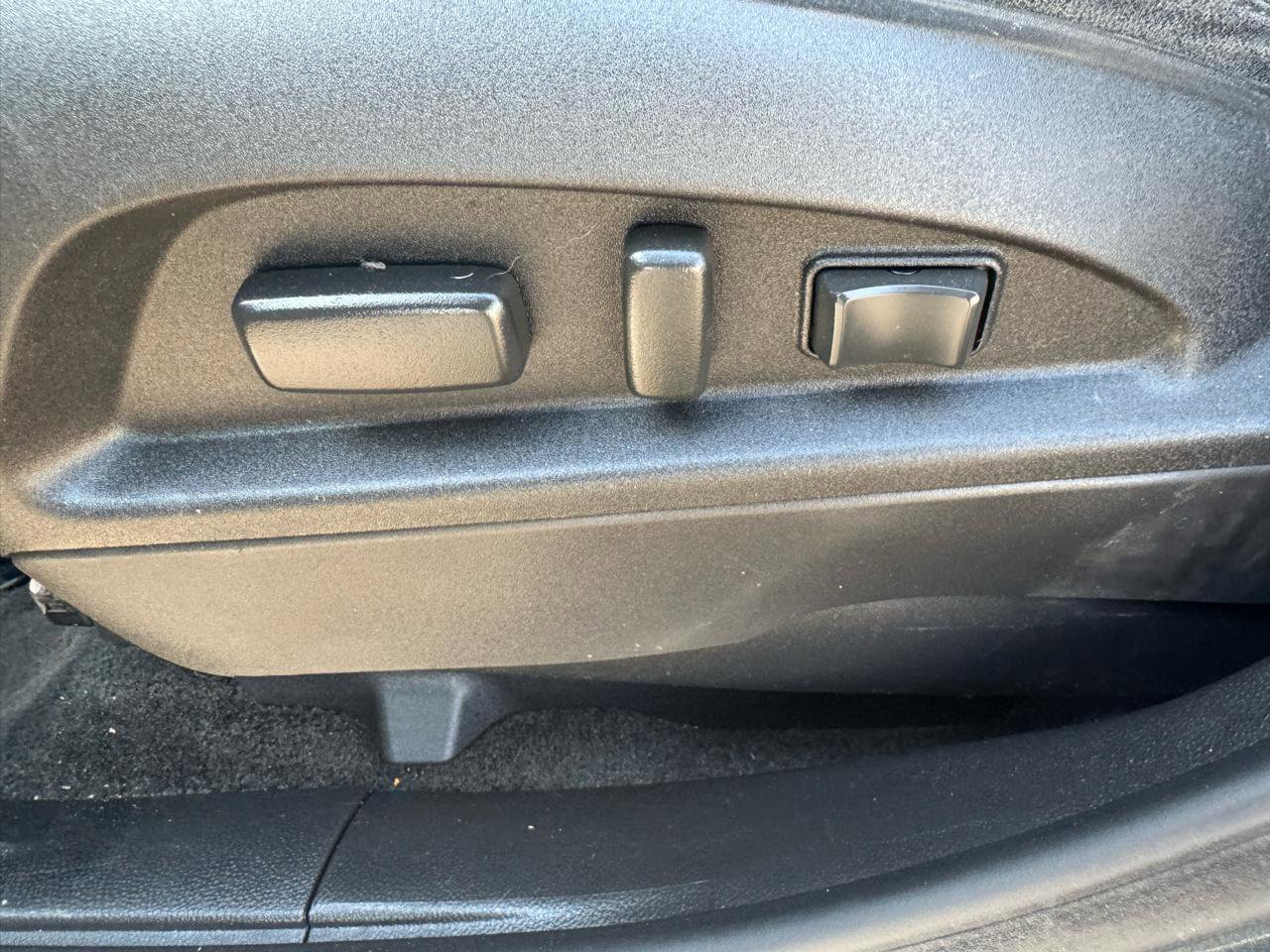 Used 2017 Chevrolet Equinox LS FWD image 26