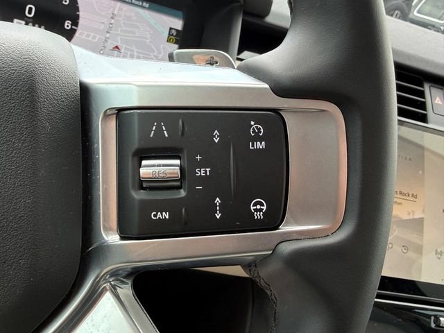Used 2025 Land Rover Discovery S AWD/4WD image 27