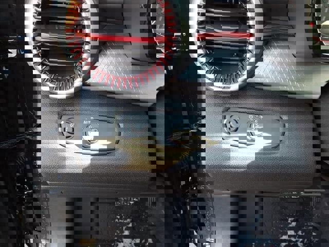 New 2026 Chevrolet Trax RS w/ Driver Confidence Package image 9