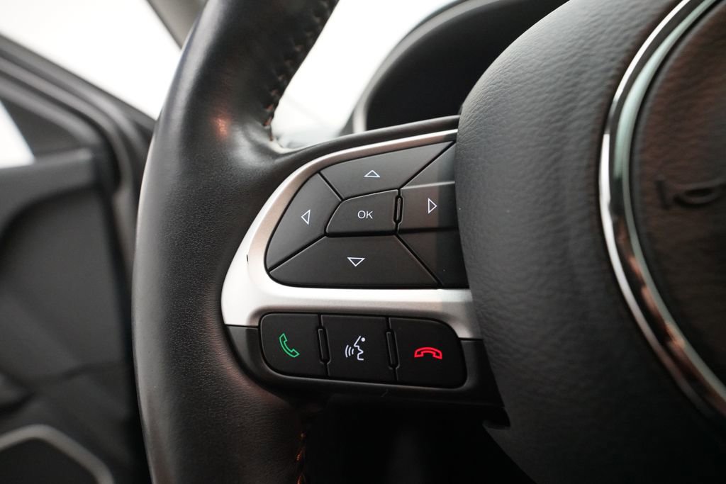 Used 2019 Jeep Compass Limited w/ Safety & Security Group AWD/4WD image 17