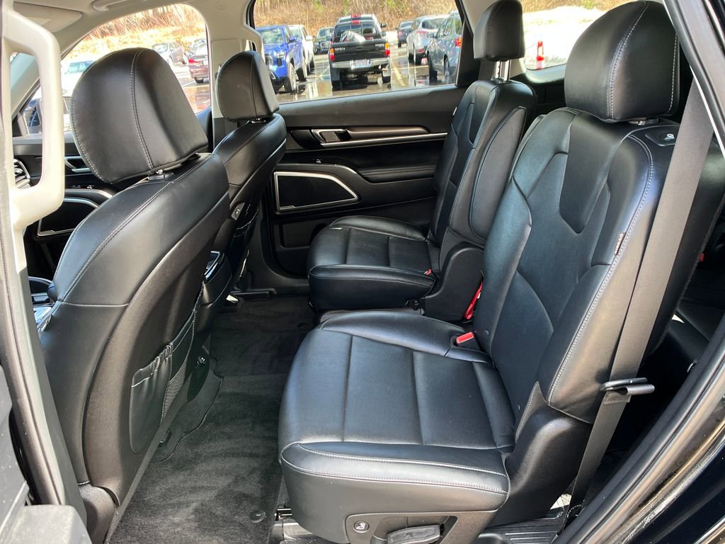 Used 2023 Kia Telluride S image 22