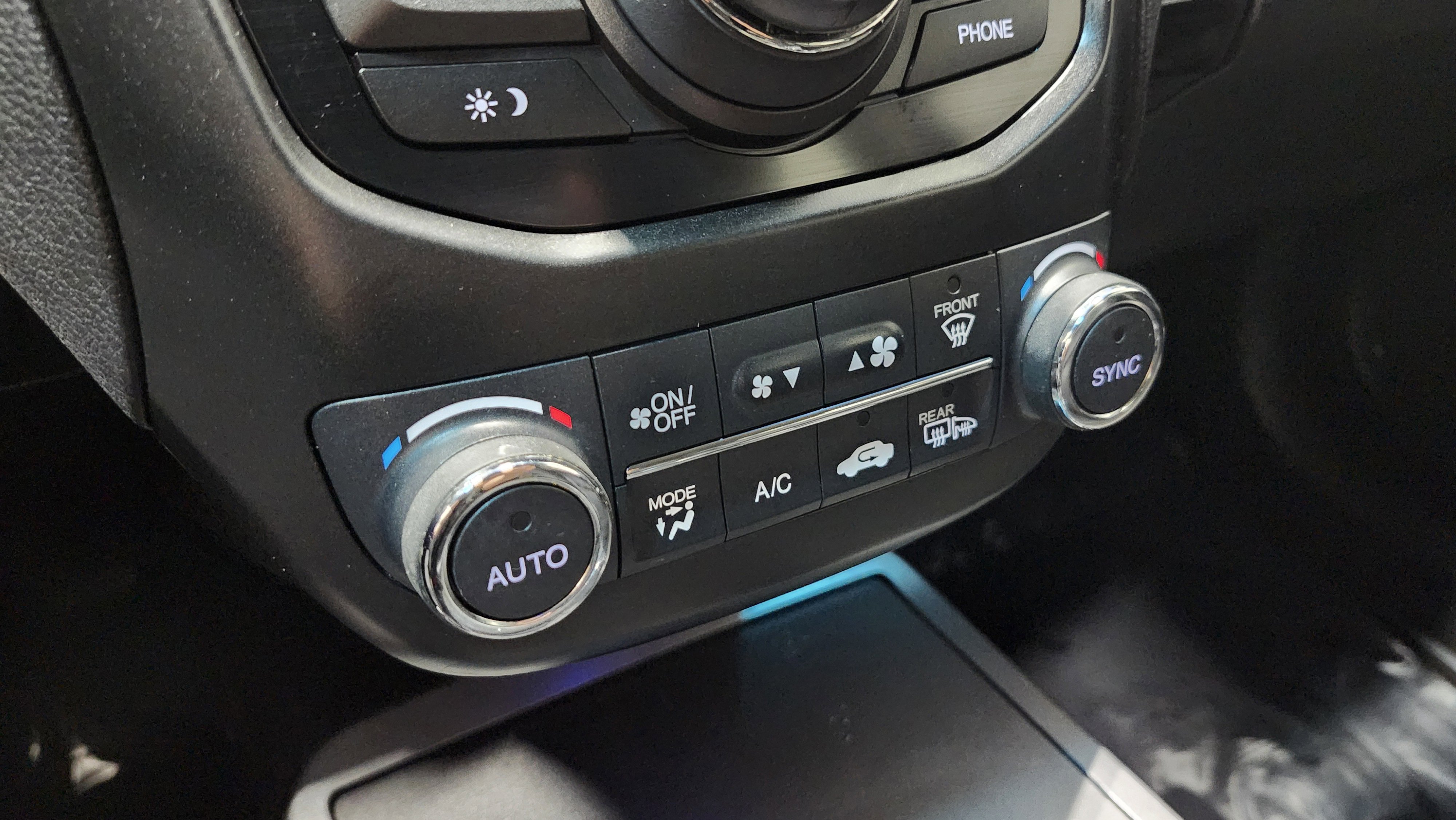 Used 2015 Acura RDX AWD w/ Technology Package image 34