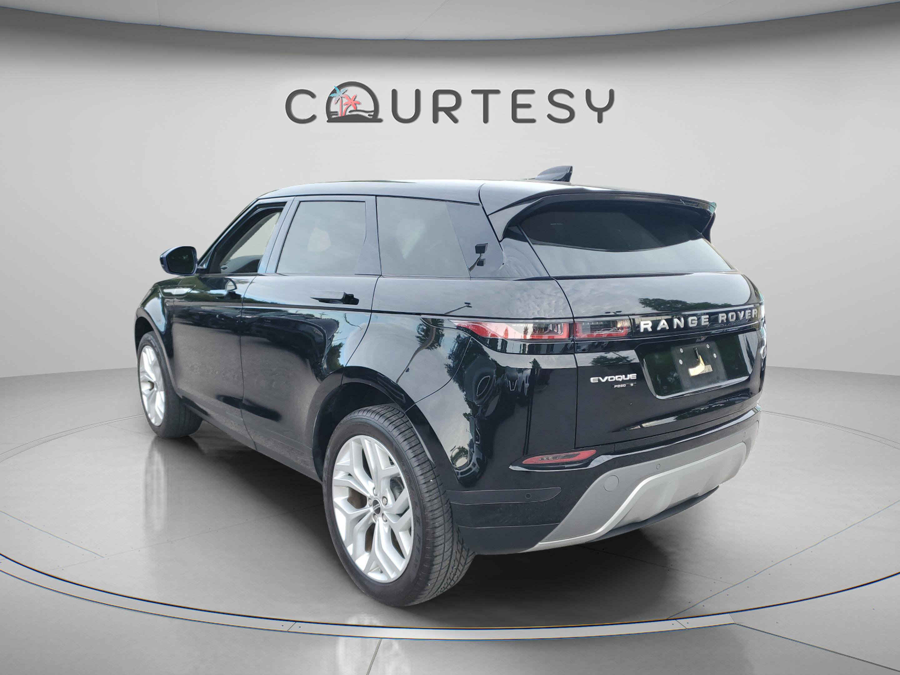 Used 2020 Land Rover Range Rover Evoque S AWD/4WD image 2