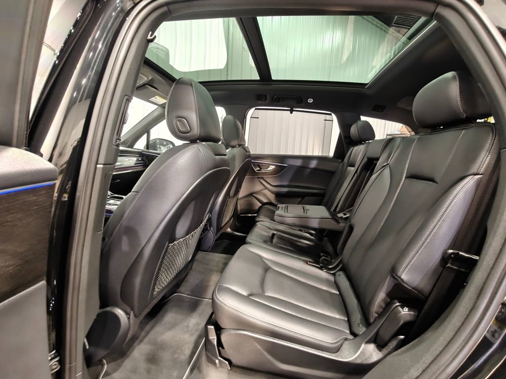 Used 2025 Audi Q7 2.0T Premium Plus w/ Premium Plus Package image 32