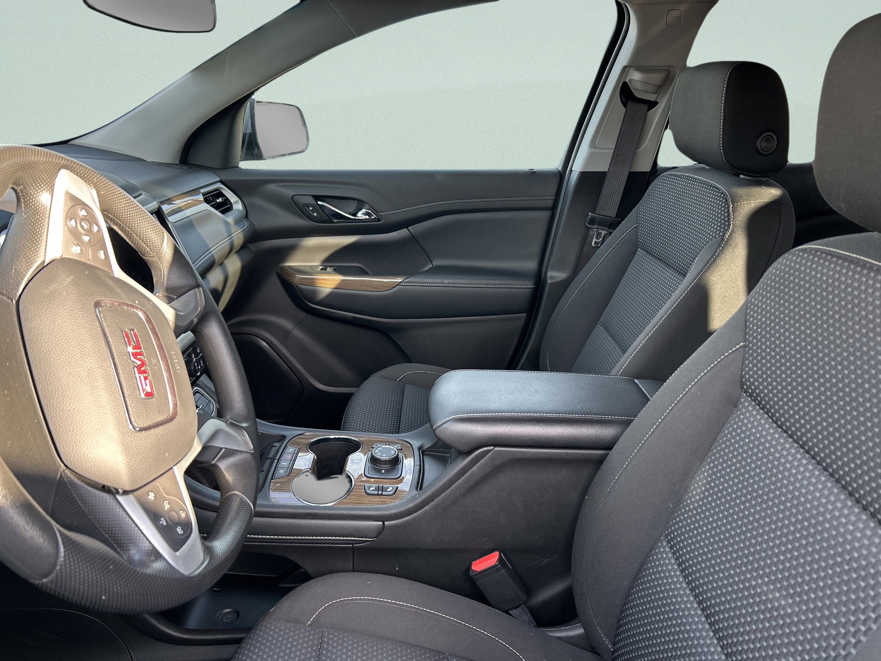 Used 2023 GMC Acadia SLE w/ Driver Convenience Package image 25