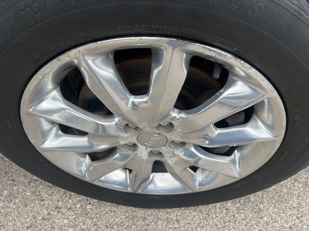 Used 2015 Jeep Cherokee Limited AWD/4WD image 41