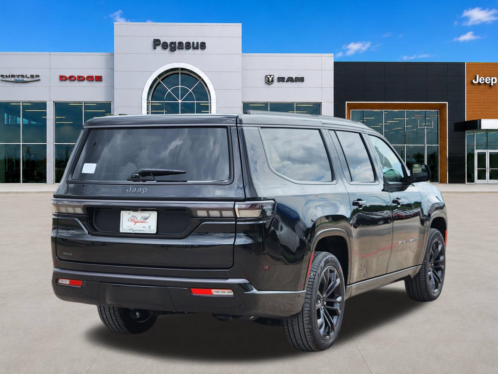 New 2026 Jeep Grand Wagoneer L Summit AWD/4WD image 5