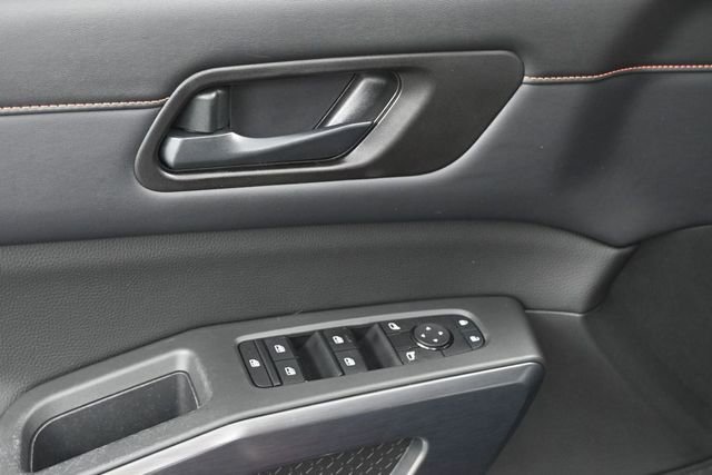 Used 2023 Nissan Pathfinder Rock Creek AWD/4WD image 10