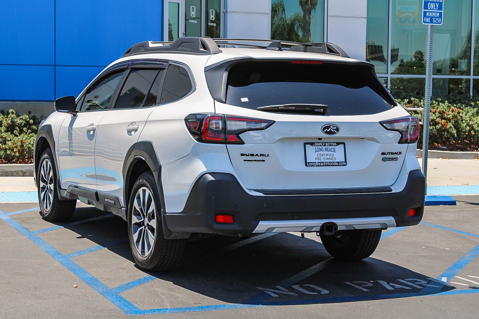 Used 2024 Subaru Outback Limited AWD/4WD image 10