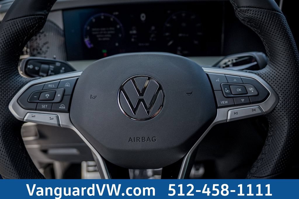 New 2026 Volkswagen Tiguan SE R-Line FWD image 13