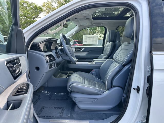 Certified 2023 Lincoln Navigator Black Label AWD/4WD image 19