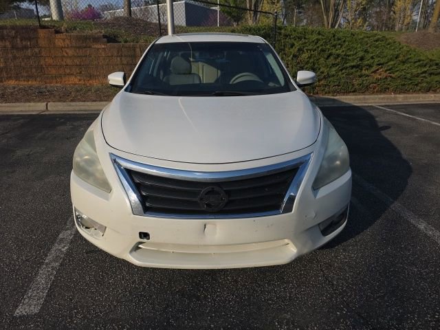 Used 2015 Nissan Altima 2.5 SL w/ Technology Package image 2