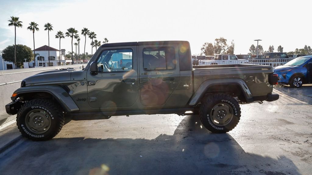 New 2026 Jeep Gladiator Willys image 14
