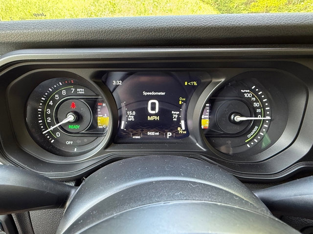 Used 2024 Jeep Wrangler Unlimited w/ Dual Top Group image 20