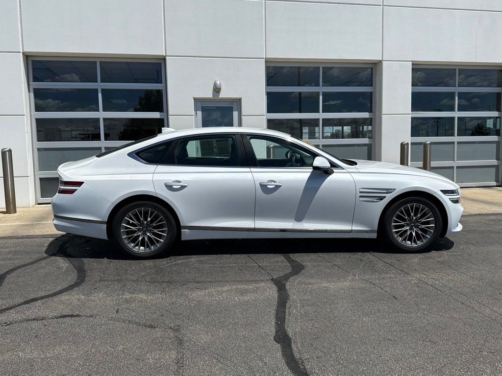 Used 2021 Genesis G80 2.5T AWD/4WD image 3