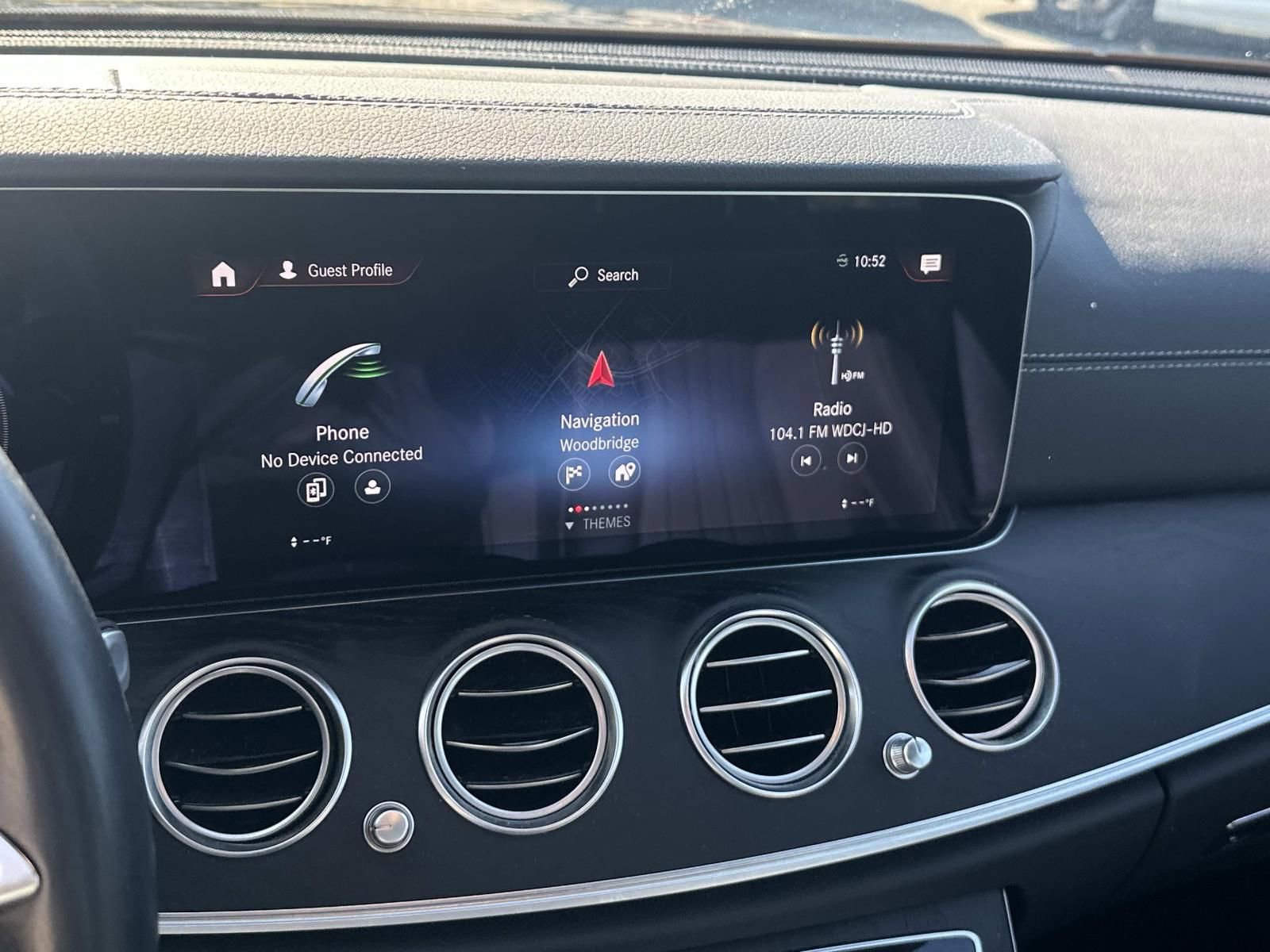 Used 2023 Mercedes-Benz E 350 4MATIC Sedan image 16