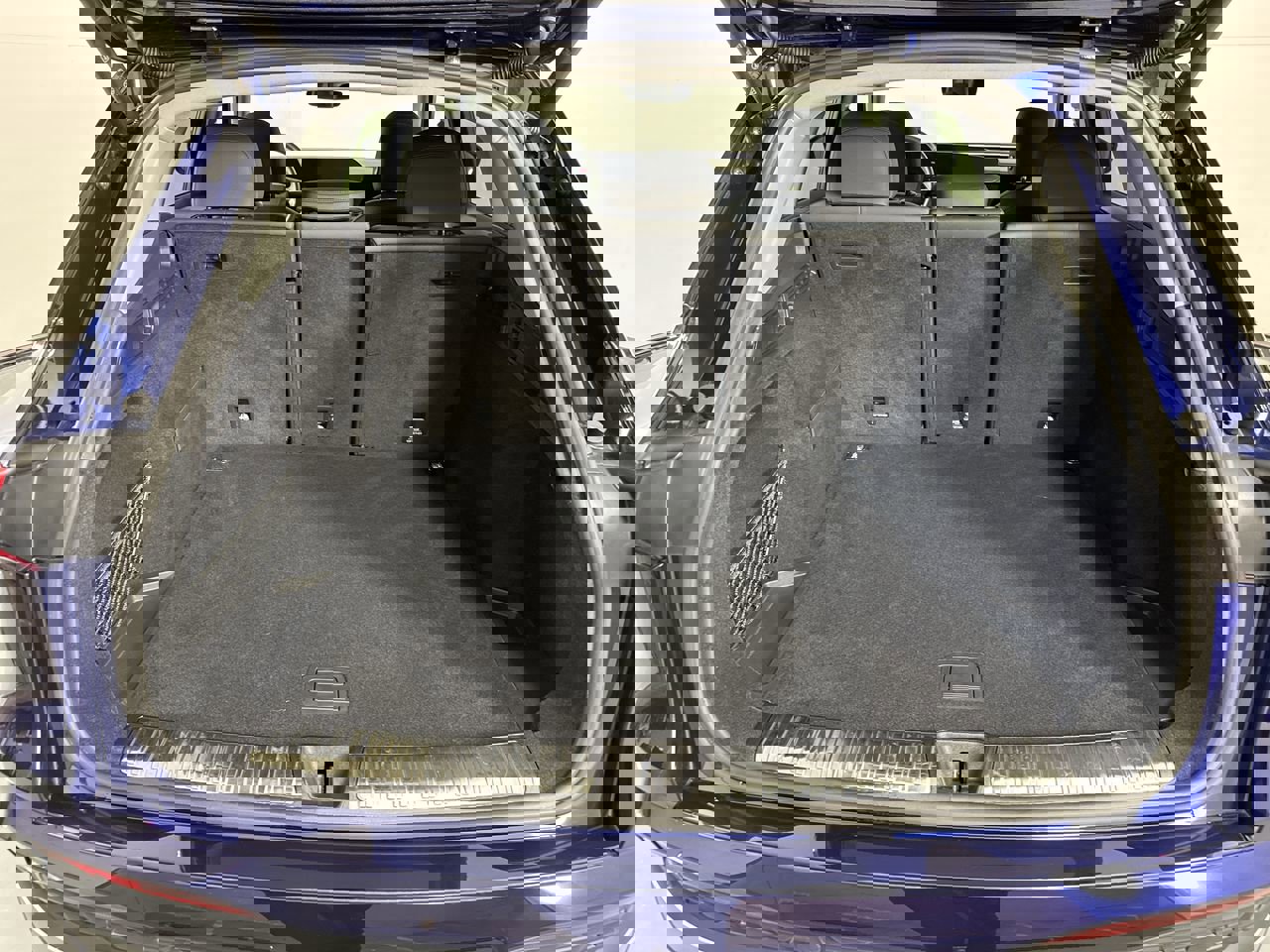 Used 2025 Audi Q5 Premium Plus w/ Premium Plus image 35