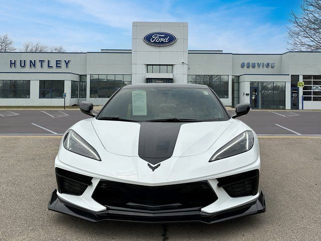 Used 2023 Chevrolet Corvette Stingray Premium Conv w/ Z51 Performance Package image 3