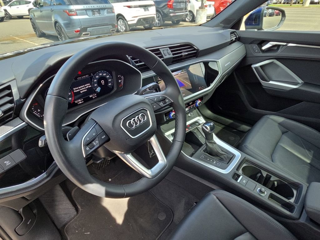Used 2025 Audi Q3 2.0T Premium AWD/4WD image 12
