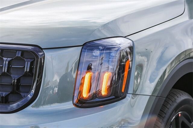 New 2025 Kia Telluride SX Prestige X-Line AWD/4WD image 3