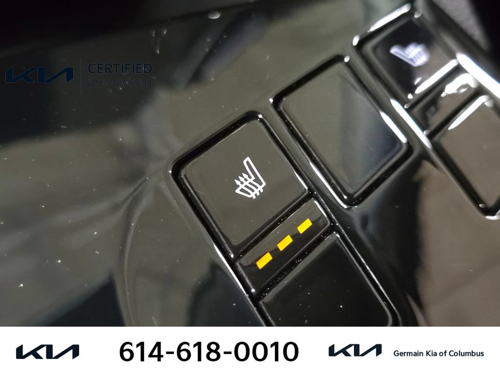 Certified 2025 Kia Sportage EX w/ EX Premium Package AWD/4WD image 32