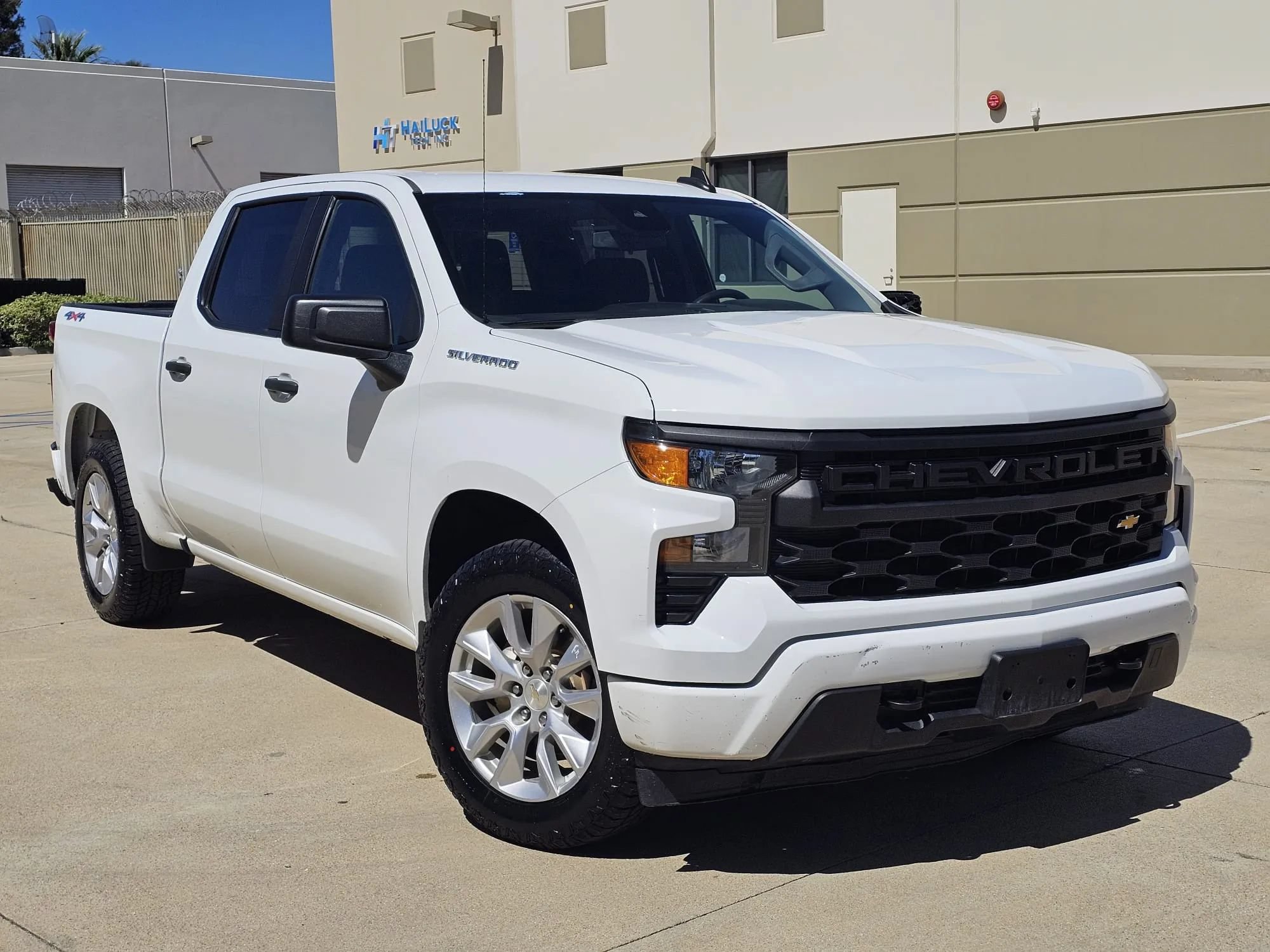 Used 2023 Chevrolet Silverado 1500 Custom AWD/4WD image 3