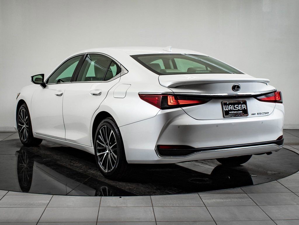 Certified 2023 Lexus ES 250 w/ Premium Package image 6