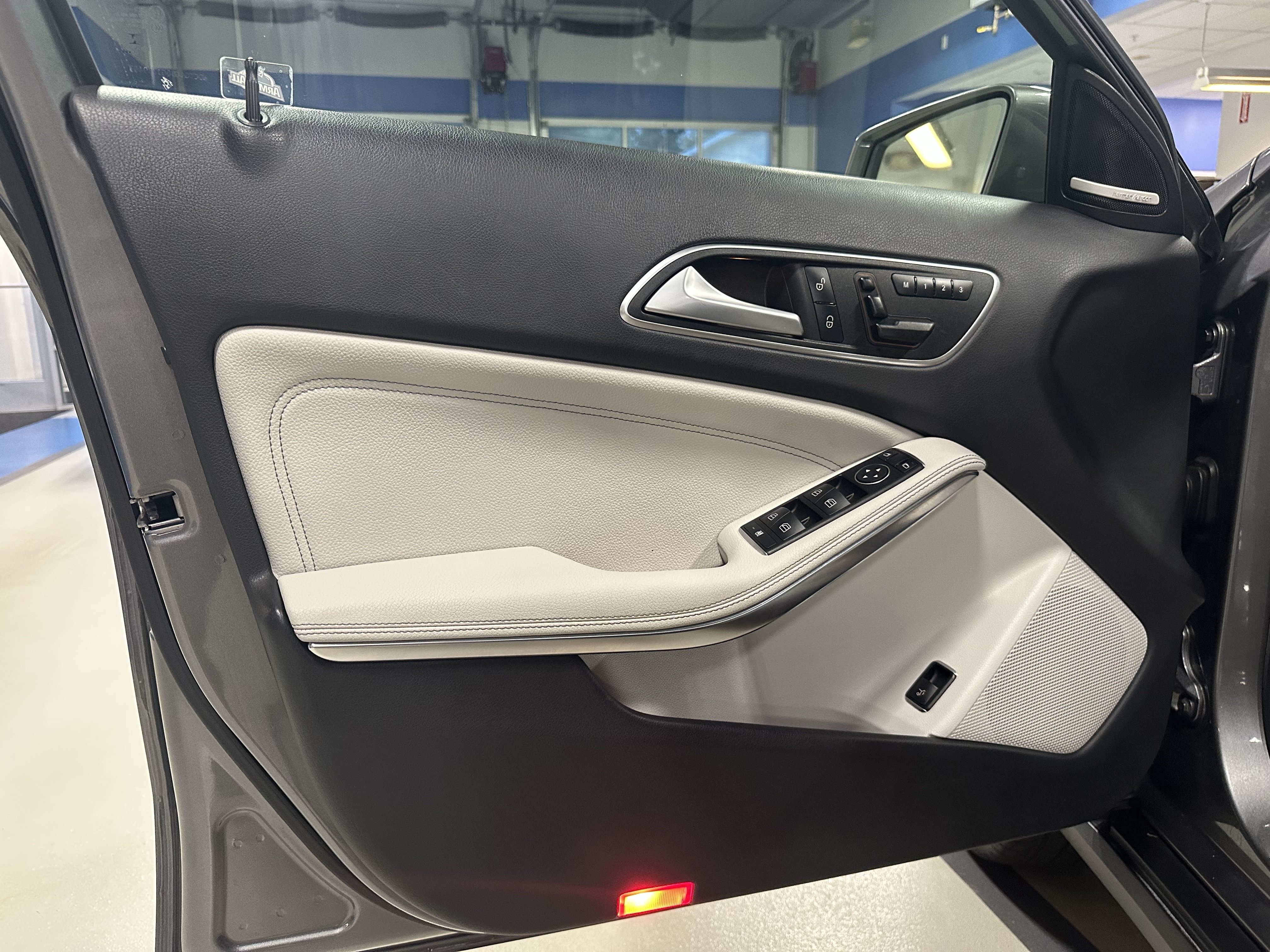 Used 2016 Mercedes-Benz GLA 250 4MATIC image 20