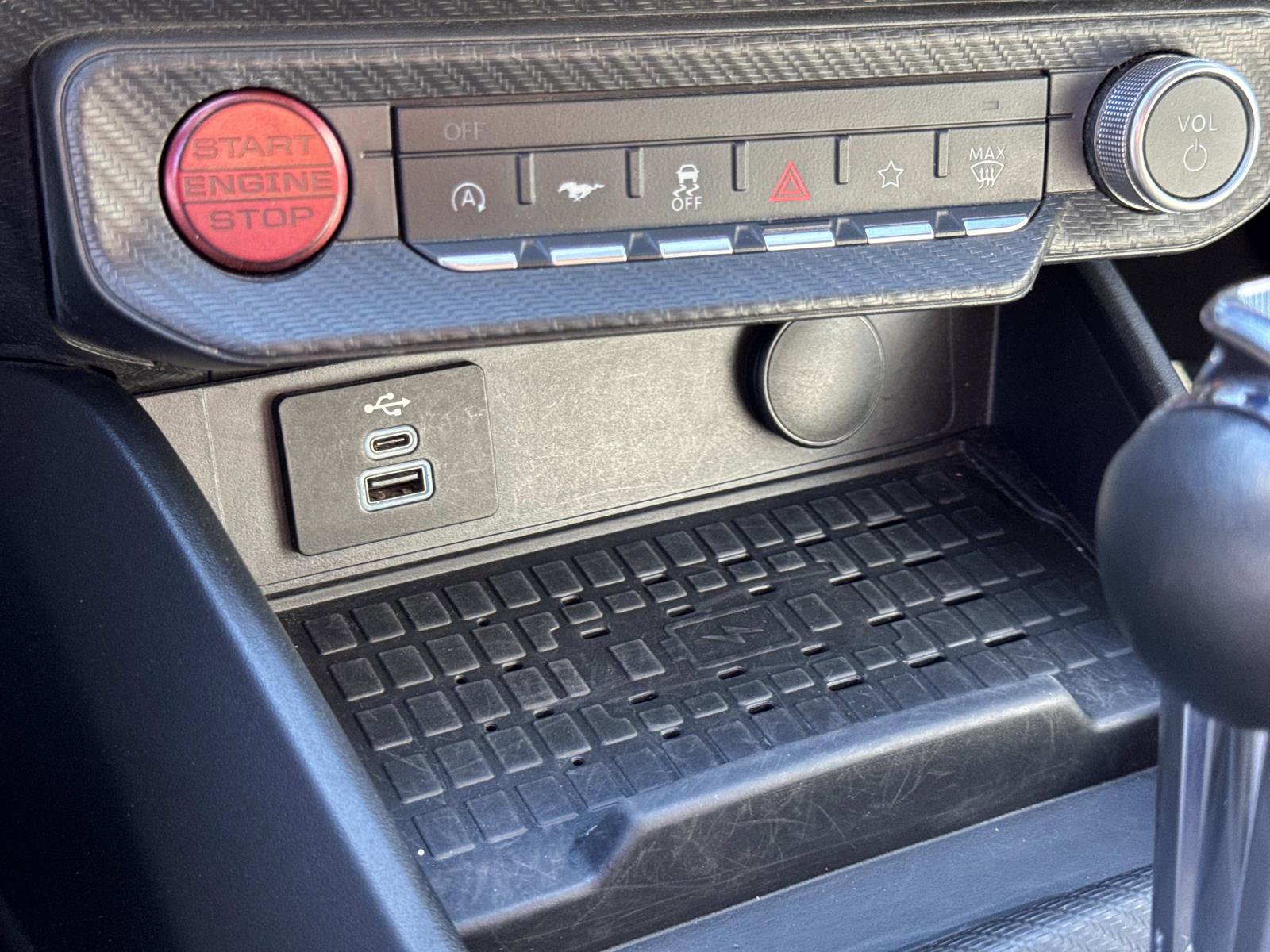 Used 2024 Ford Mustang Premium image 21