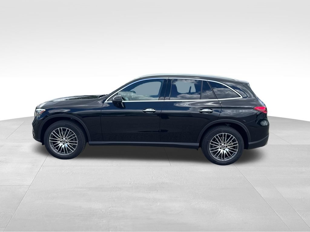 New 2026 Mercedes-Benz GLC 300 4MATIC image 2