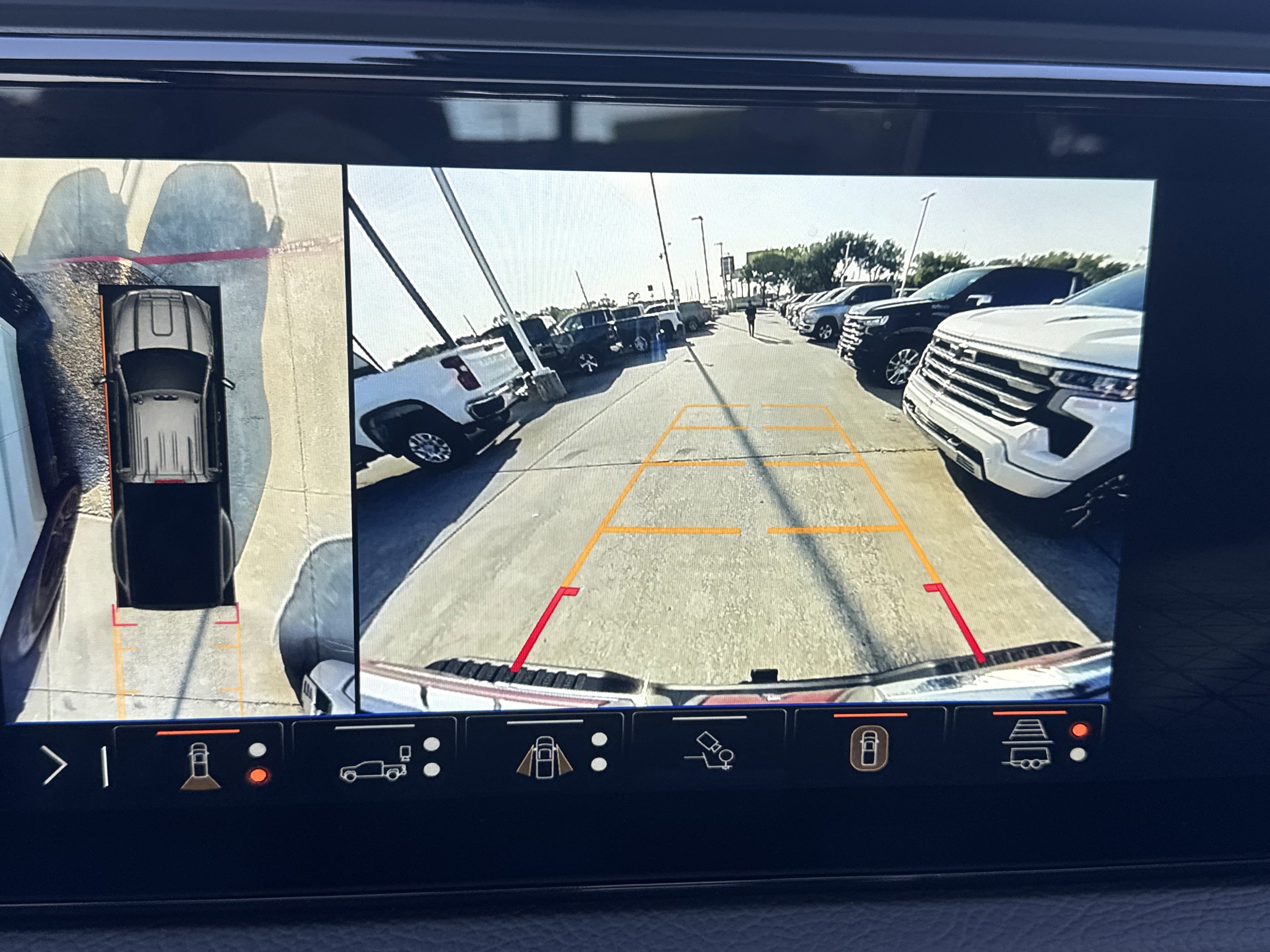 Used 2025 GMC Sierra 3500 Denali w/ Technology Package image 20