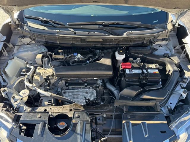 Used 2019 Nissan Rogue SV w/ Premium Package image 29