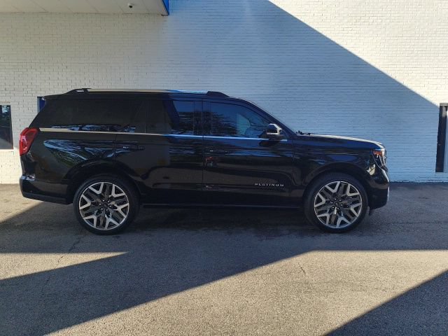 Certified 2025 Ford Expedition Platinum w/ Platinum Ultimate Package AWD/4WD image 13