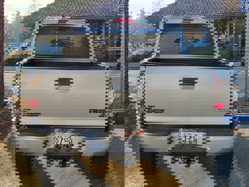 Used 2012 Toyota Tacoma PreRunner w/ TRD Sport Pkg image 5