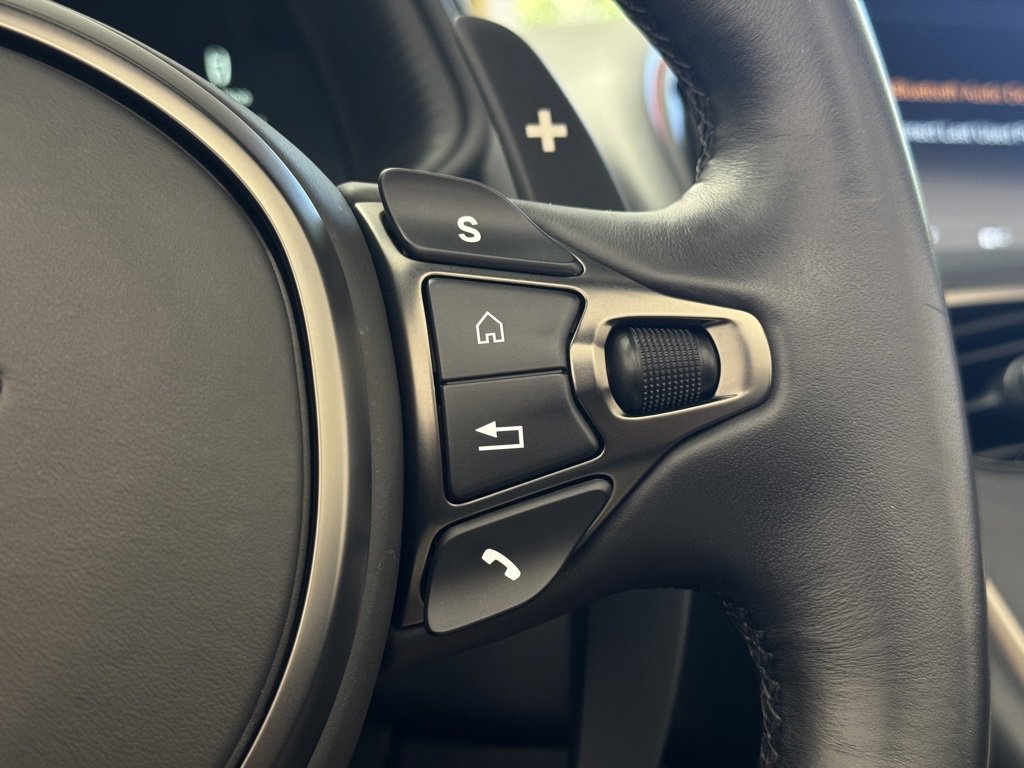 Used 2023 Aston Martin DB11 Volante image 26