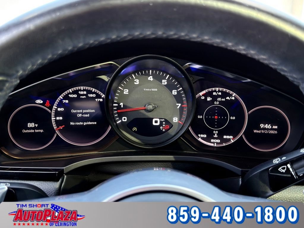 Used 2023 Porsche Cayenne w/ Premium Package AWD/4WD image 4