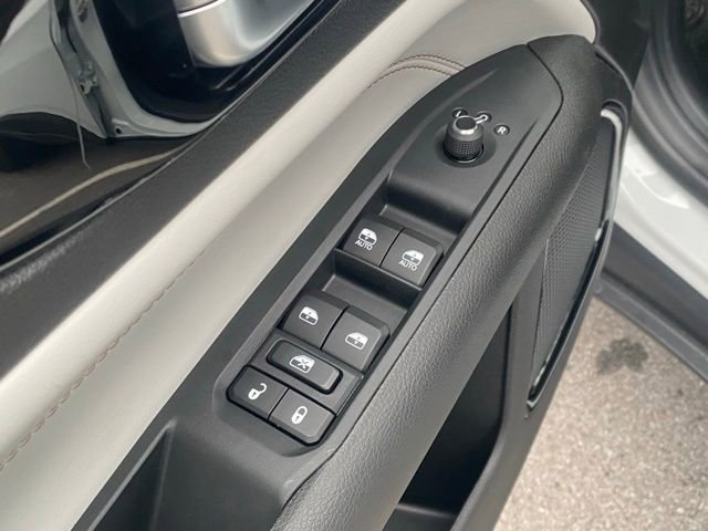 New 2026 Jeep Compass Limited image 13