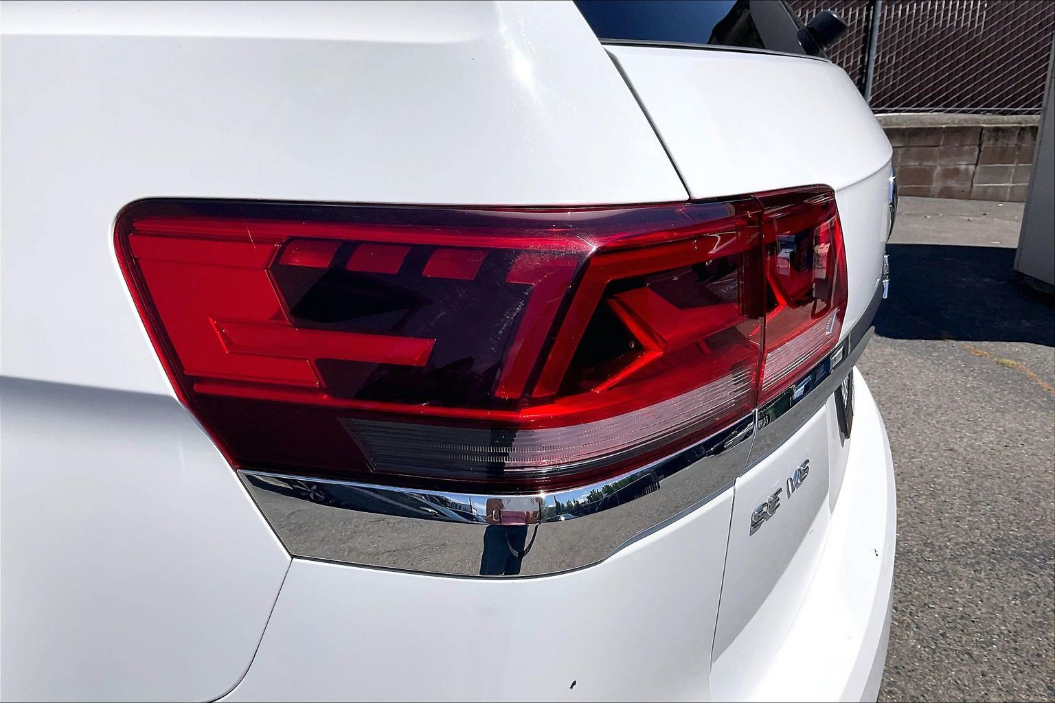 Certified 2023 Volkswagen Atlas SE AWD/4WD image 28