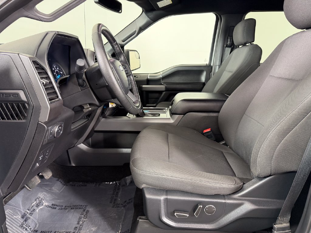 Used 2018 Ford F150 XLT w/ Equipment Group 302A Luxury AWD/4WD image 18
