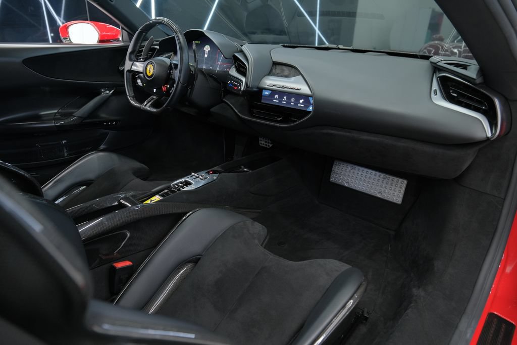 Used 2021 Ferrari SF90 Stradale AWD/4WD image 34