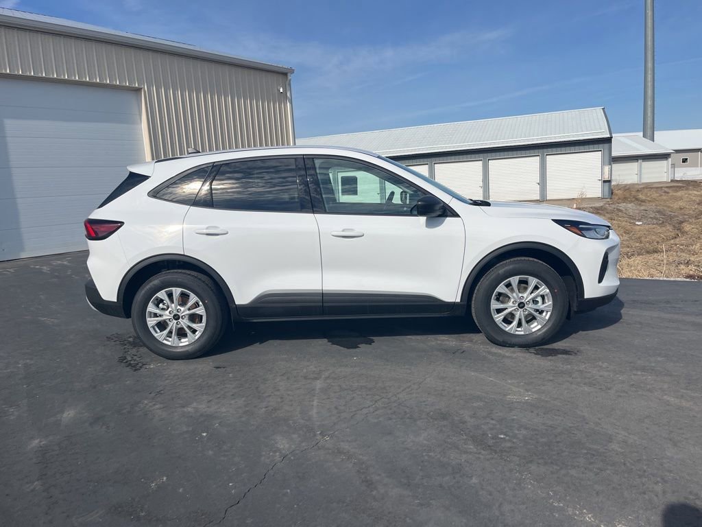 New 2026 Ford Escape Active image 2