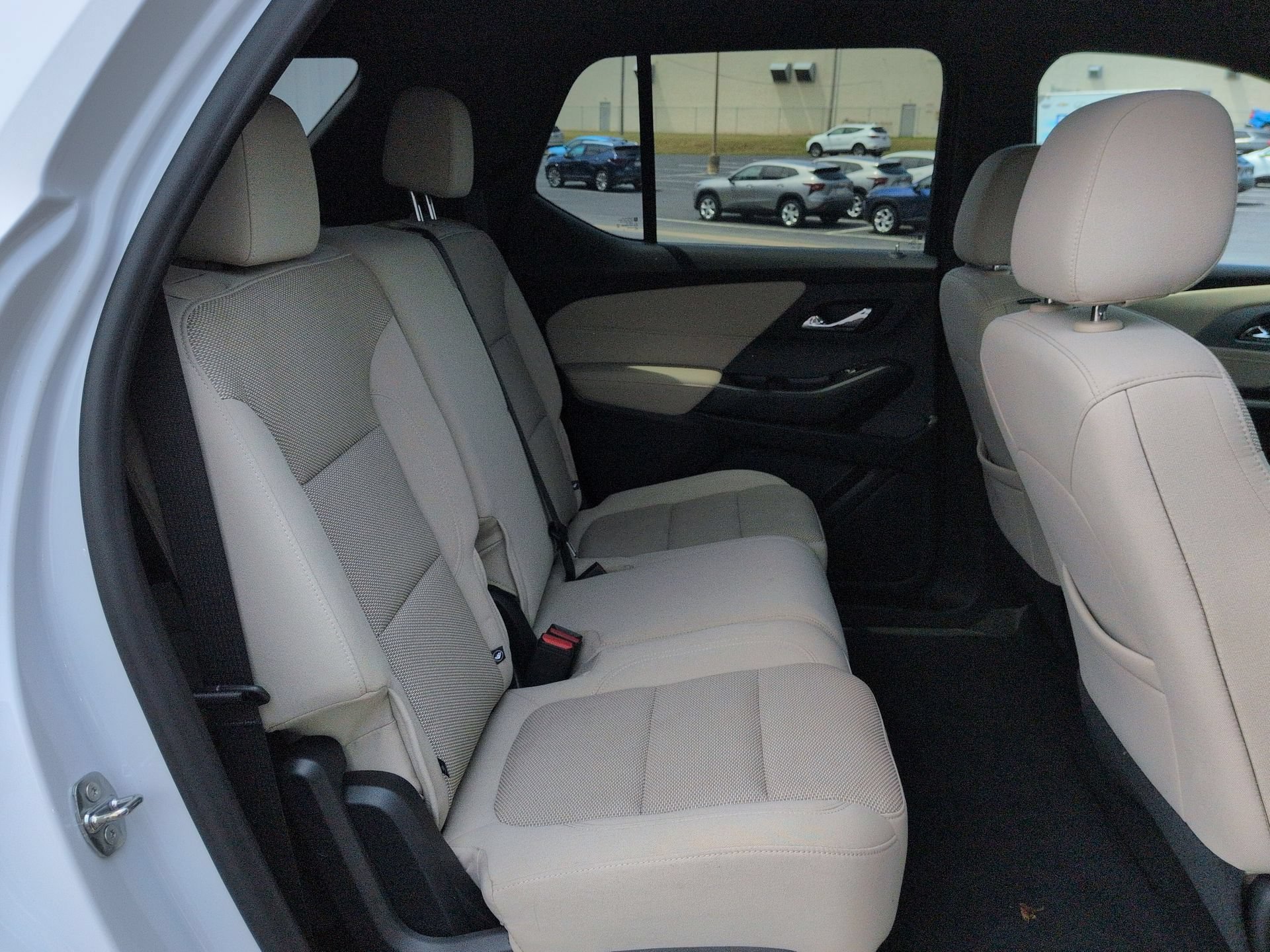 Certified 2022 Chevrolet Traverse LS AWD/4WD image 27