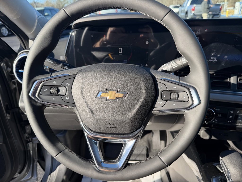 New 2026 Chevrolet Trax LT w/ Sunroof Package image 2